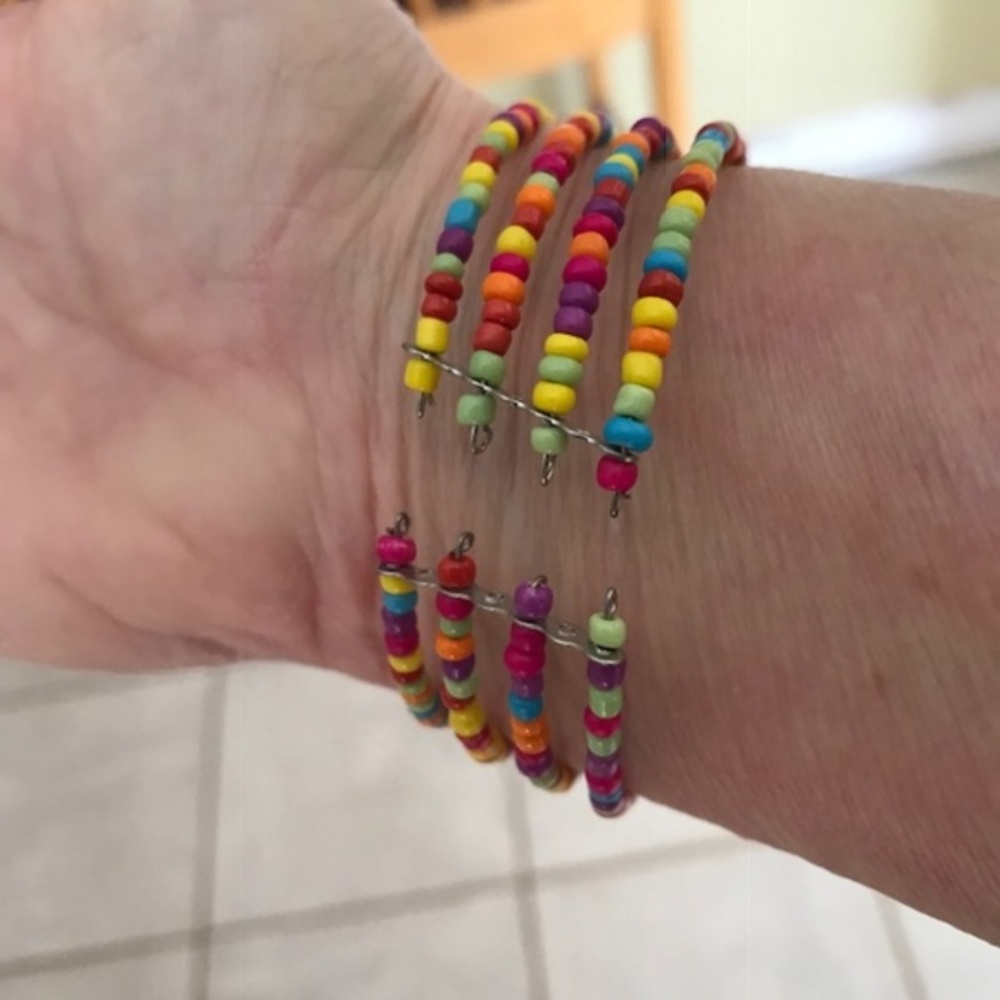 Beaded Wire Bracelet Open Back Festive Colors New - Picture 8 of 8
